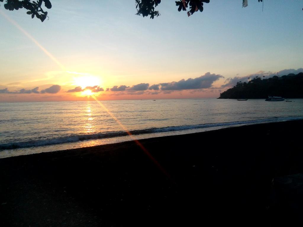 Sunrise Cafe Bungalows Amed Dış mekan fotoğraf
